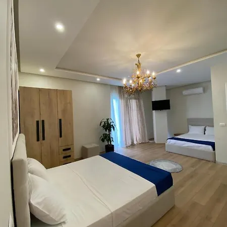 D Hotel-restaurant-private
