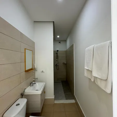 D Hotel-restaurant-private دراس